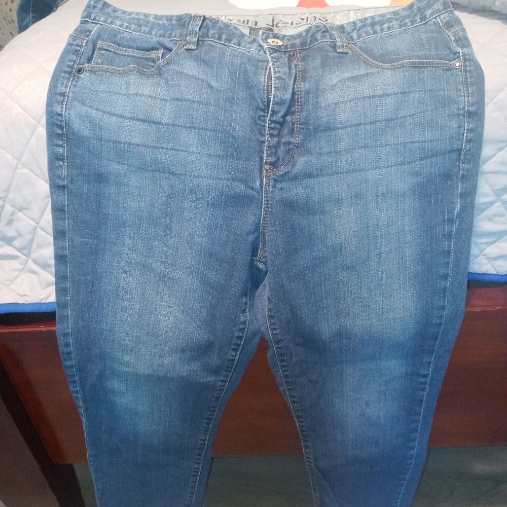 Calvin Klein Jeans Shape Size 32/14